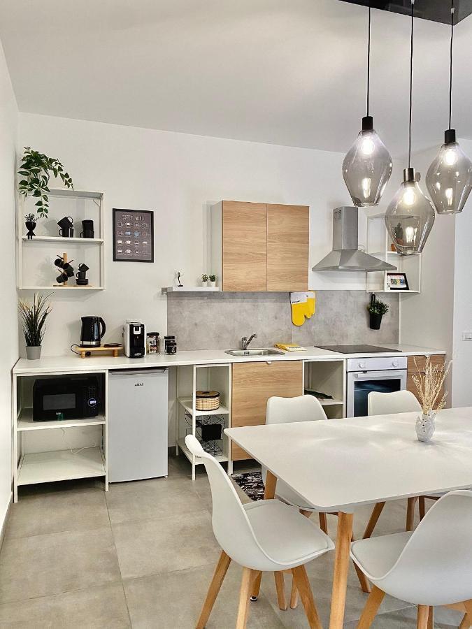 מרינו Cava Home - Castelli Apartments מראה חיצוני תמונה